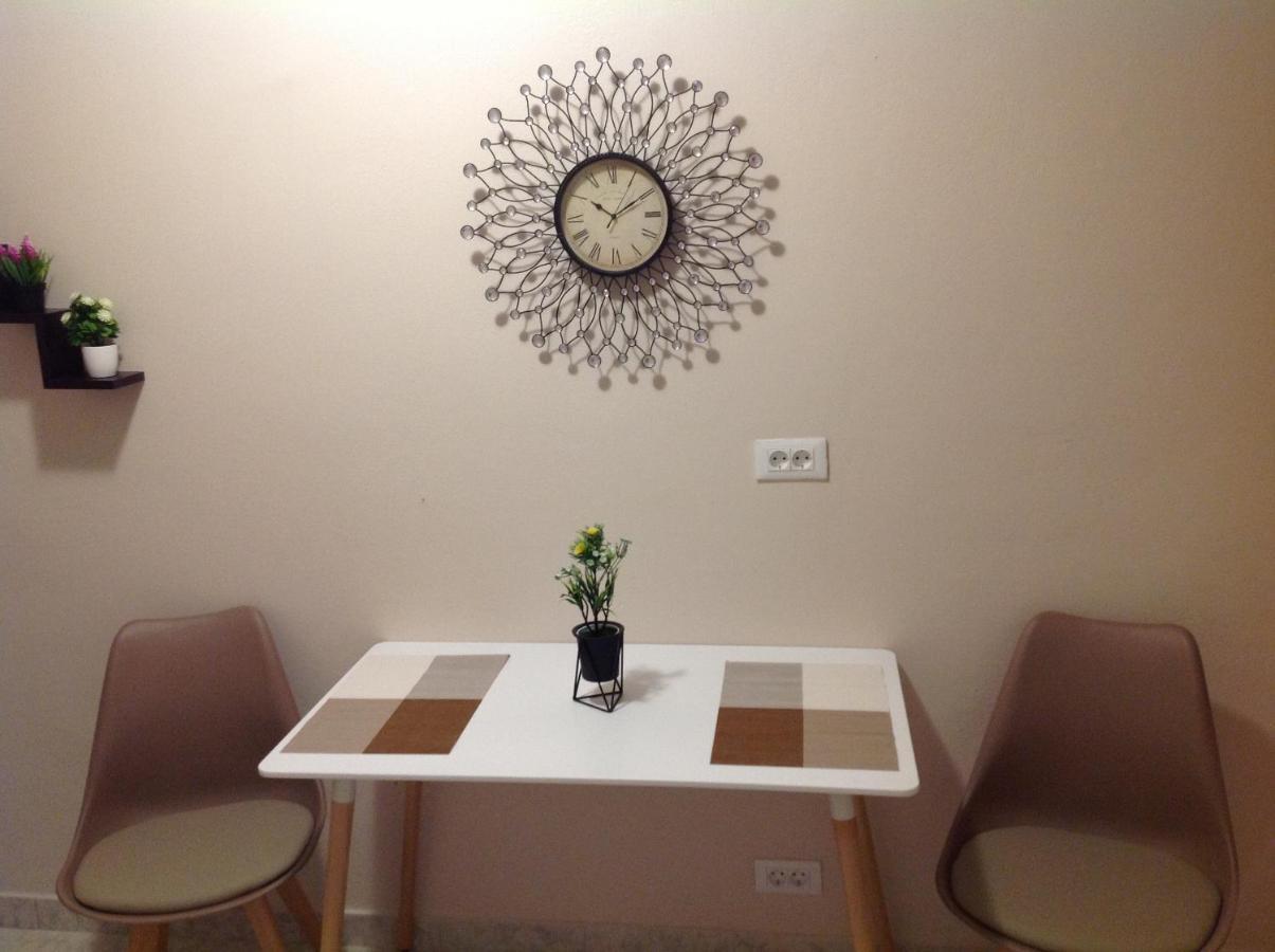 Pansion Zaharoula Hotel Firá Buitenkant foto